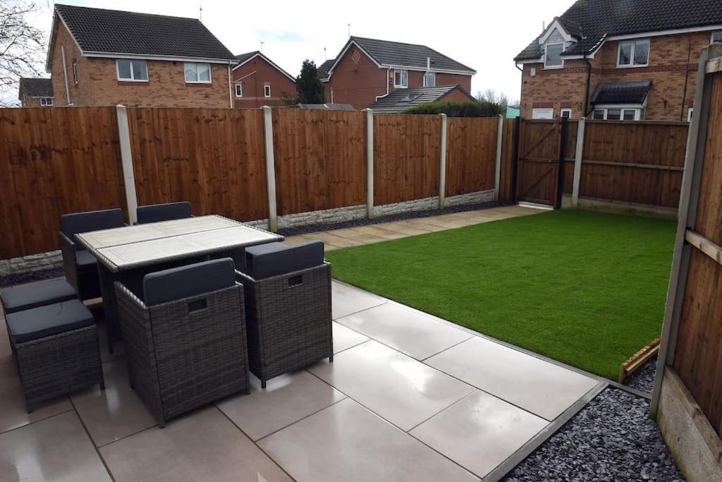 99 Stoney Bank Drive Villa Kiveton Park Exterior photo